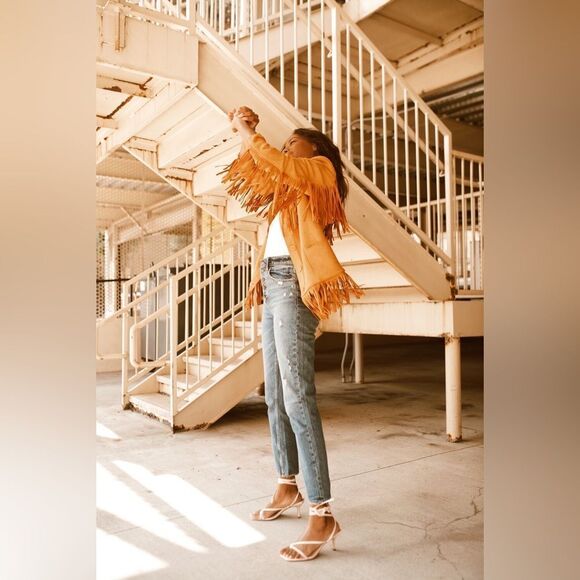 DANIELLE BERNSTEIN NWT Boho Fringed Faux Suede Jacket Camel Size XS Coachella - Picture 9 of 11